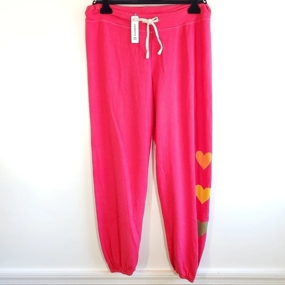 New Sundry Red Signature Heart Graphics Jogger Sweatpants NWT Size 1/Small